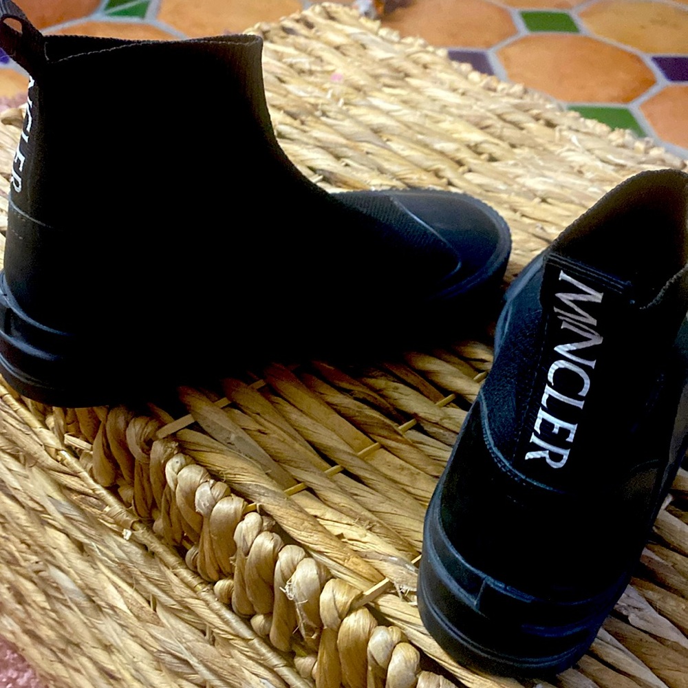 Moncler slip in sneaker boot black size 7